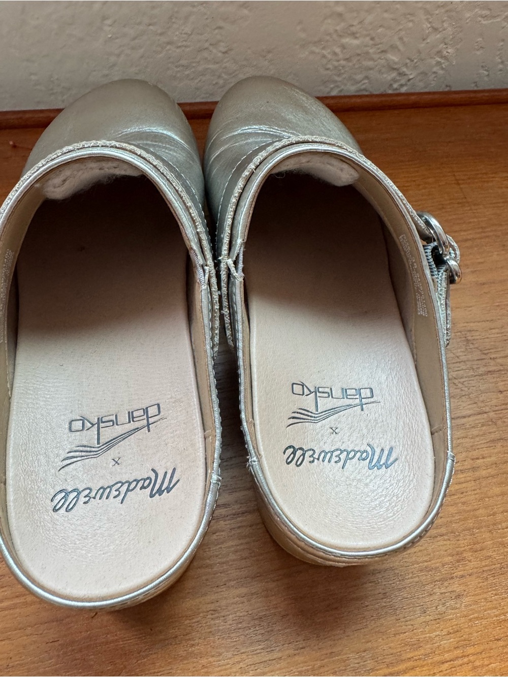 Madewell x Dansko Metallic Leather Clog - sold as gold but appears more silver - Picture 6 of 12